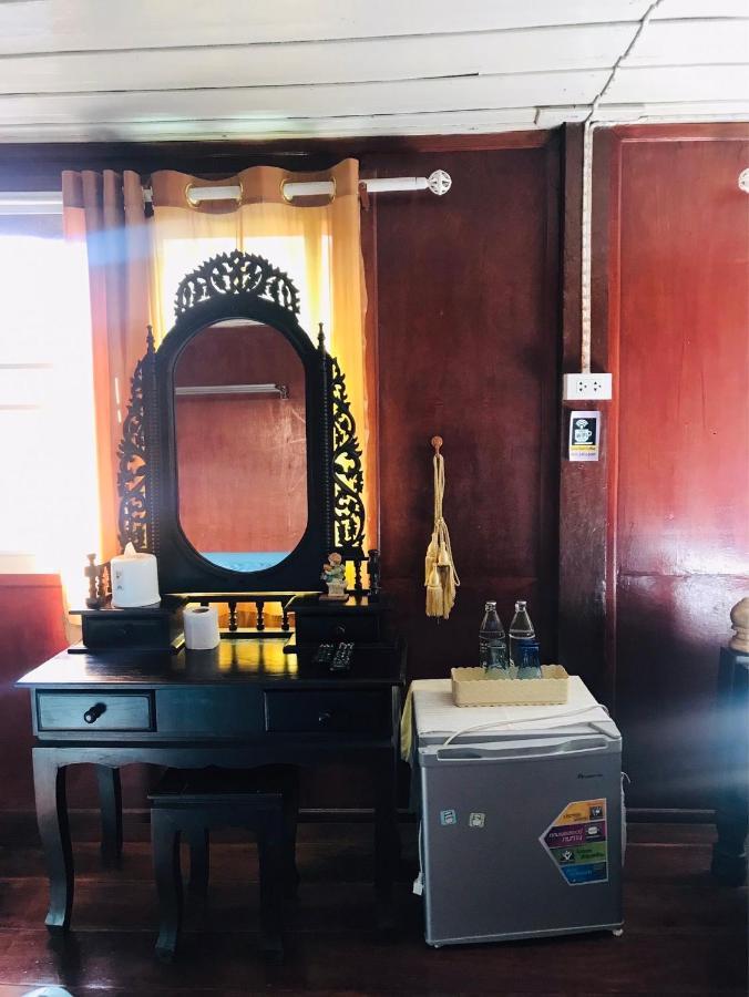 Solarcell Walking Street Homestay Ban Nong Nam Khan Exterior photo