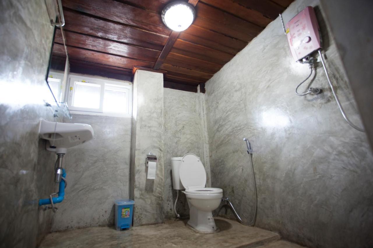 Solarcell Walking Street Homestay Ban Nong Nam Khan Exterior photo