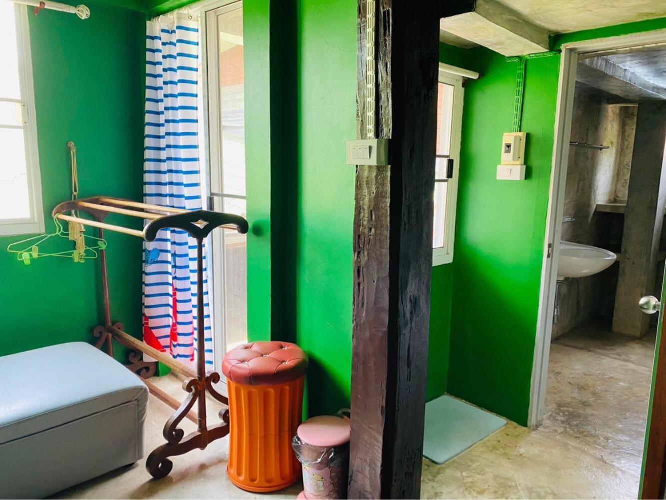 Solarcell Walking Street Homestay Ban Nong Nam Khan Exterior photo