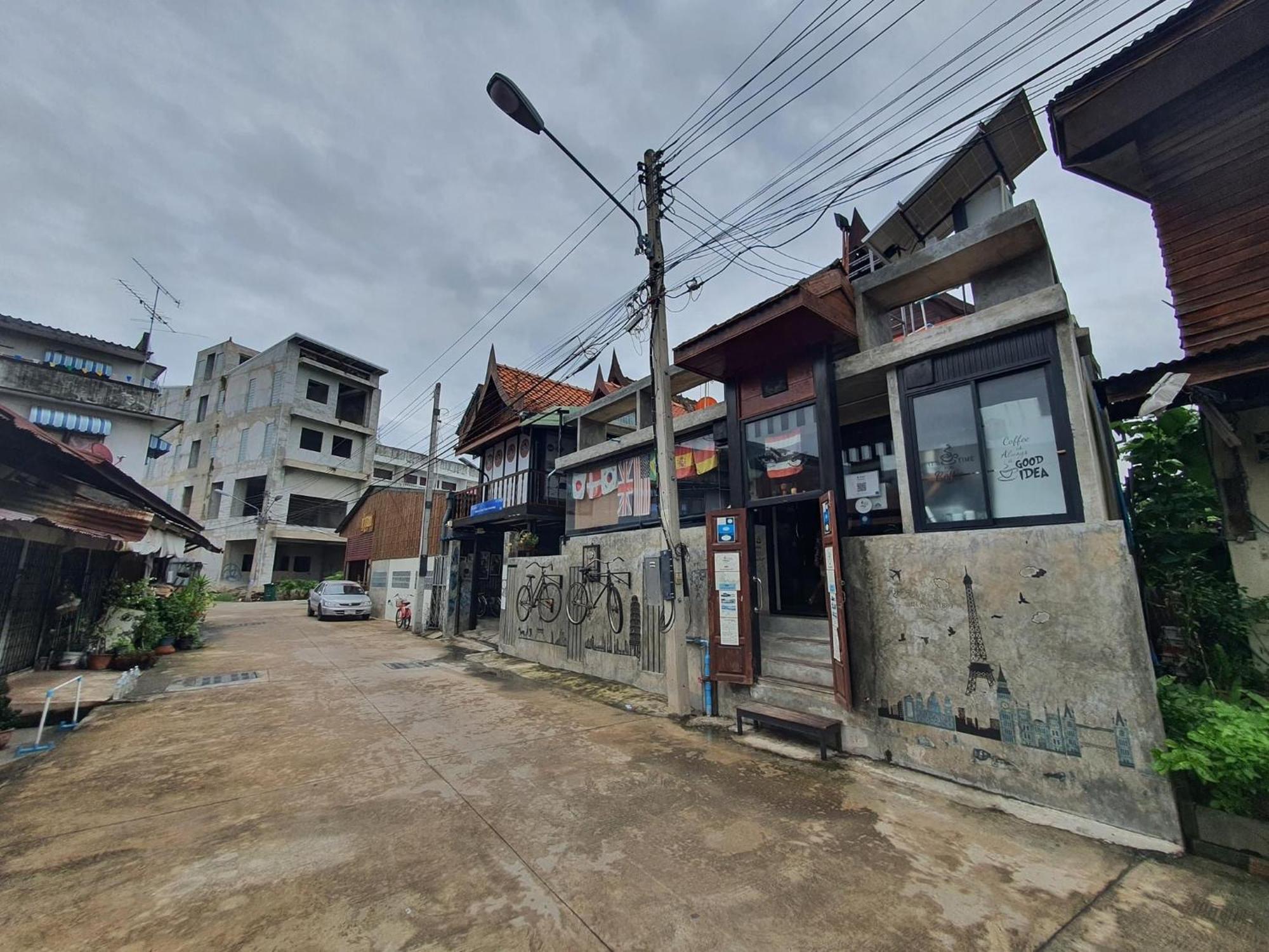 Solarcell Walking Street Homestay Ban Nong Nam Khan Exterior photo